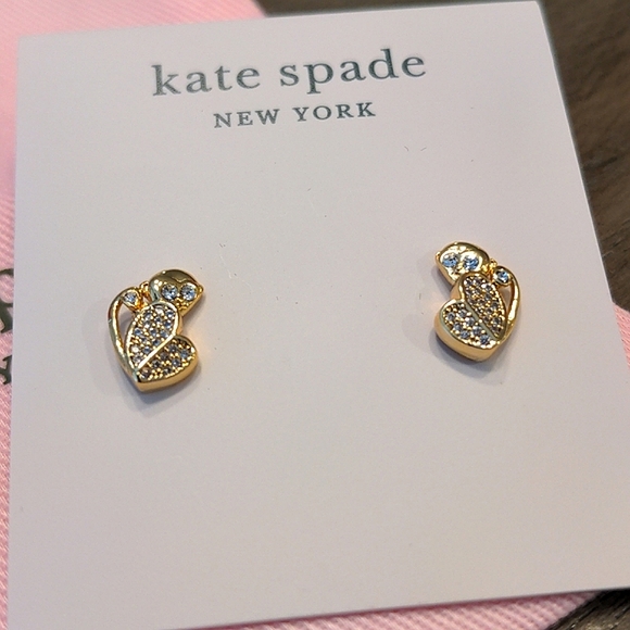 NEW Kate Spade Pave Heart Monkey Stud Earrings in Gold - Picture 7 of 8